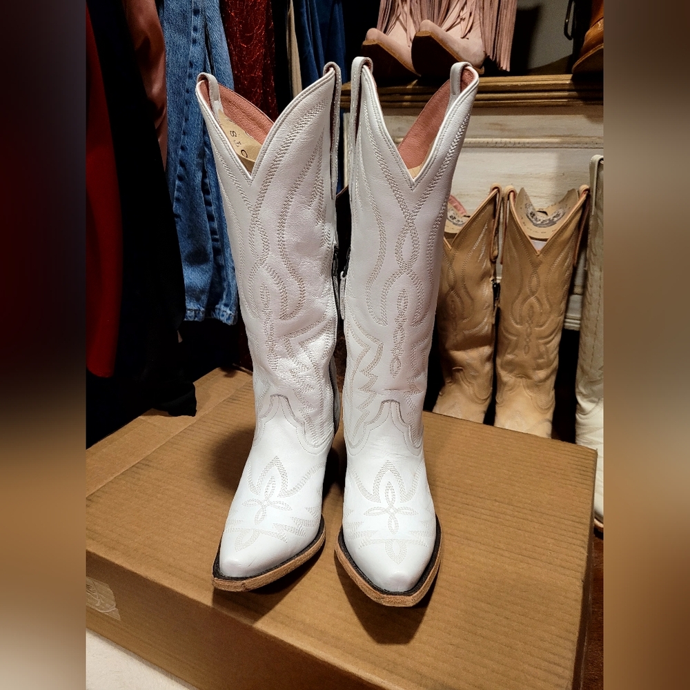 Junk Gypsy Limited edition nighthawk boot - white!